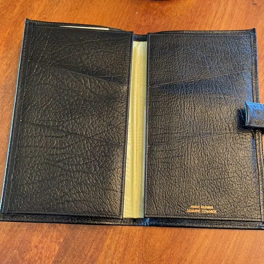 NWT.  Vintage Prince Gardner Men's Travel Wallet
